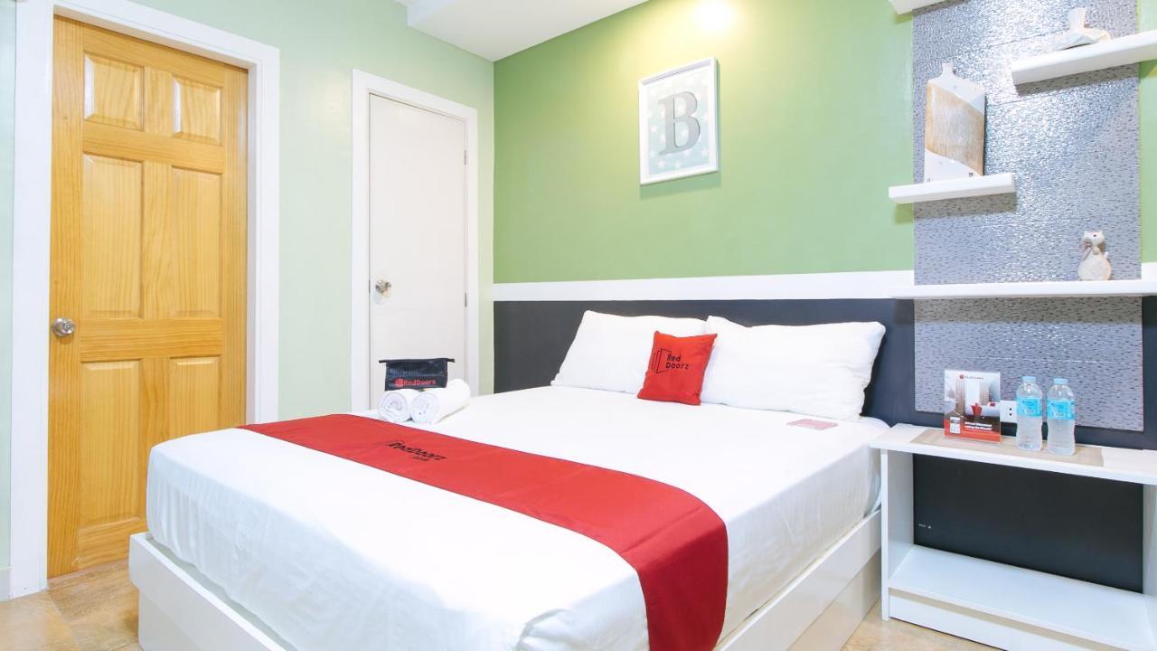 Reddoorz Plus Near Lapasan Plaza Cagayan De Oro Exterior foto